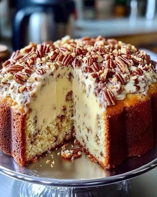 Cinnamon Roll Cake