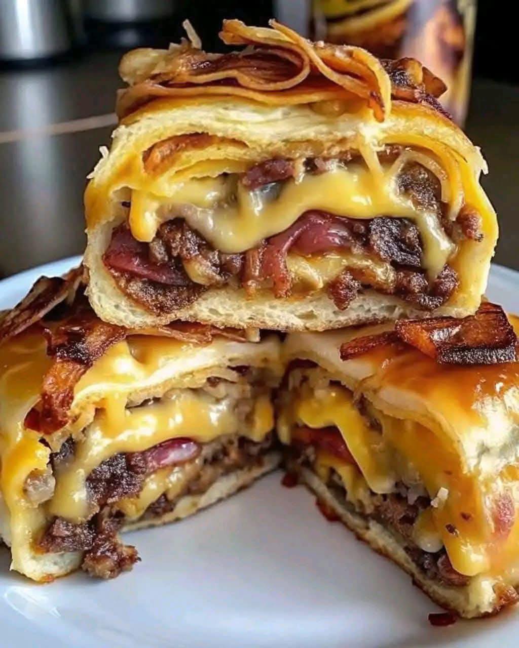 Ultimate Bacon Cheeseburger Bombs
