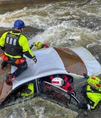 Discover more vehicle vehicles Family games Vehicle electronics car Vehicle Car Car dealership Cookie Chocolate Chip Family found in car in river they were with their m…See more      Family Found in Car in River – They Were With Their Loved Ones in a Tragic Accident