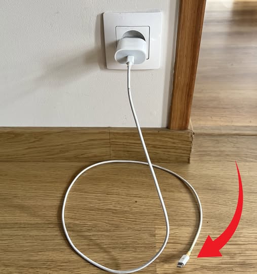Ne laissez jamais un chargeur branché à vide : découvrez les 3 raisons principales